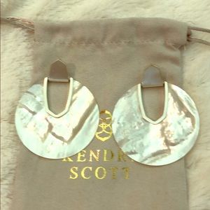Kendra Scott Diane Earrings